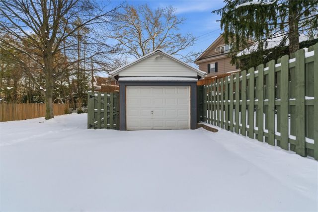 6628 Wilkins Ave, Squirrel Hill, PA 15217