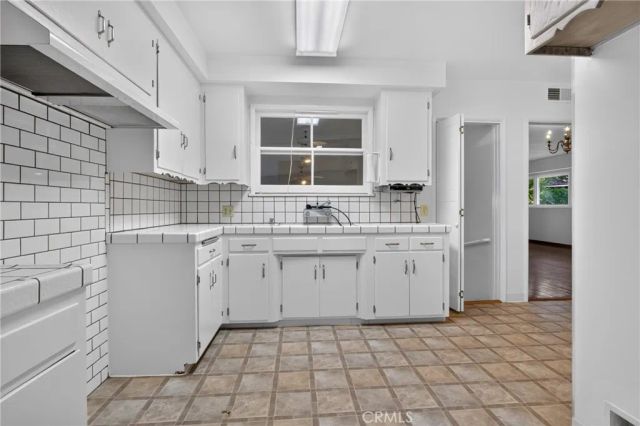 10639 Saloma, Mission Hills (san Fernando), CA 91345