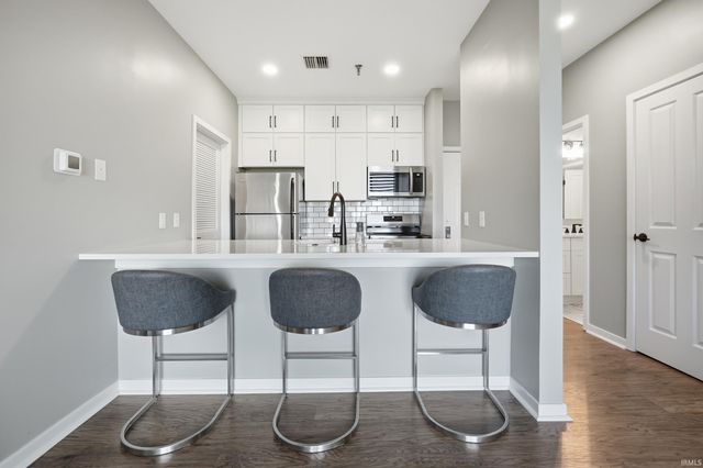 113 W Wayne St Apt 310, Fort Wayne, IN 46802