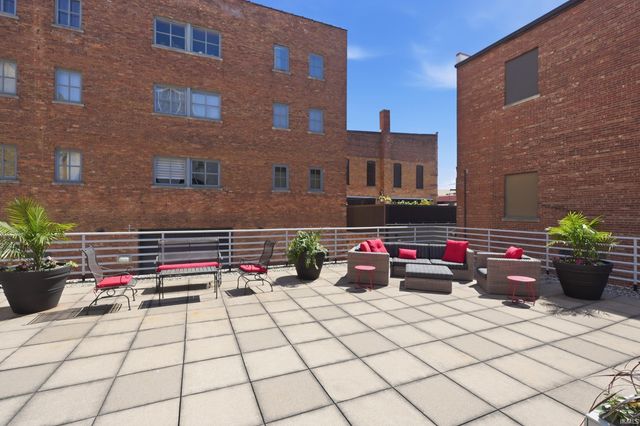 113 W Wayne St Apt 310, Fort Wayne, IN 46802