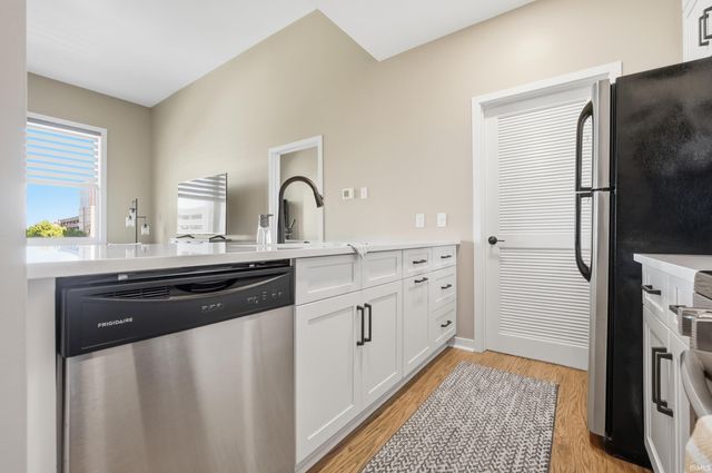 113 W Wayne St Apt 310, Fort Wayne, IN 46802