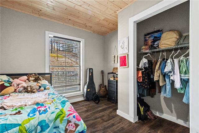 6144 Parliament Drive, Harrison, AR 72601