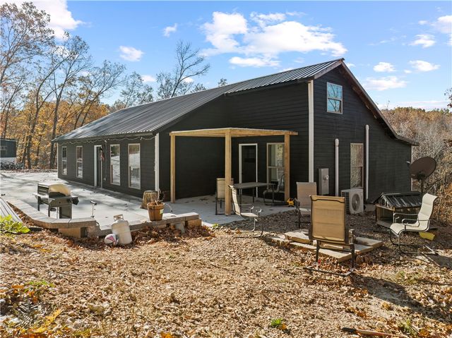 6144 Parliament Drive, Harrison, AR 72601