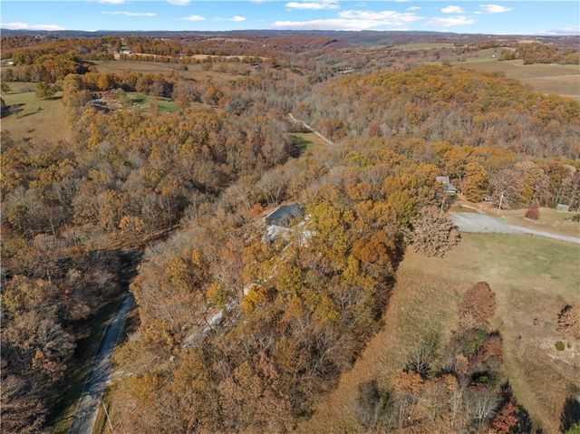 6144 Parliament Drive, Harrison, AR 72601