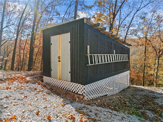 6144 Parliament Drive, Harrison, AR 72601