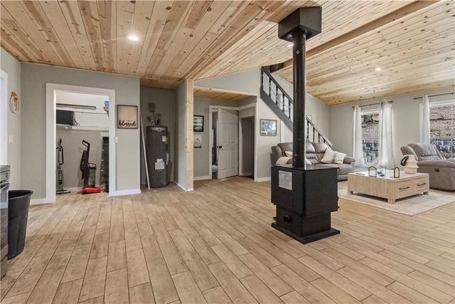 6144 Parliament Drive, Harrison, AR 72601