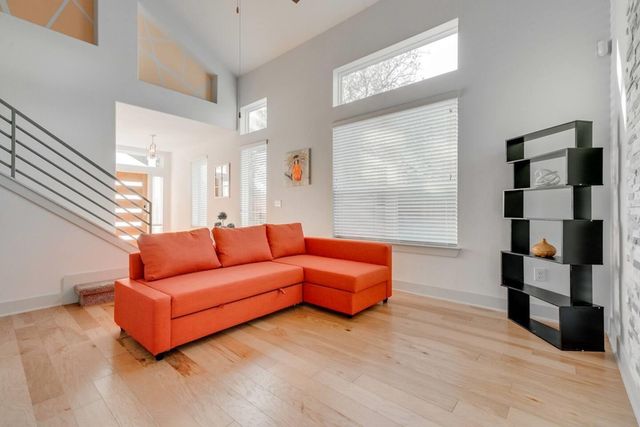 7100 Kane ST, Austin, TX 78741