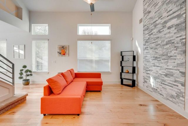 7100 Kane ST, Austin, TX 78741