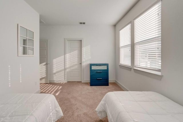 7100 Kane ST, Austin, TX 78741