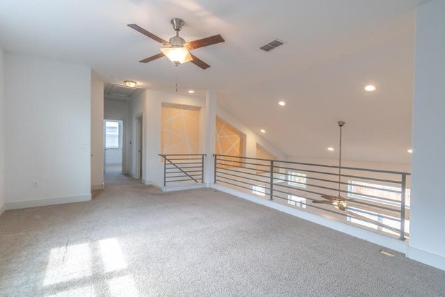 7100 Kane ST, Austin, TX 78741