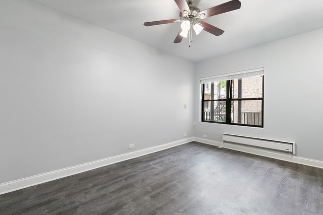 4555 N Malden Street 218, Chicago, IL 60640