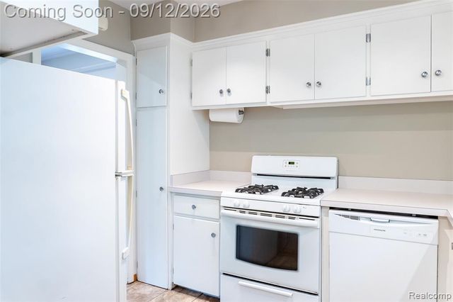 2036 Delafield Drive, Ann Arbor, MI 48105