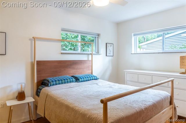 2036 Delafield Drive, Ann Arbor, MI 48105