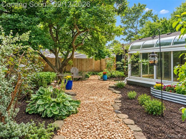 2036 Delafield Drive, Ann Arbor, MI 48105