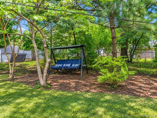 2036 Delafield Drive, Ann Arbor, MI 48105