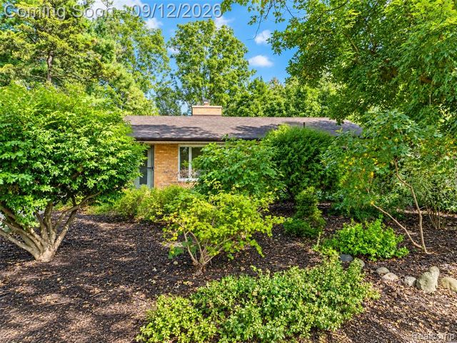 2036 Delafield Drive, Ann Arbor, MI 48105