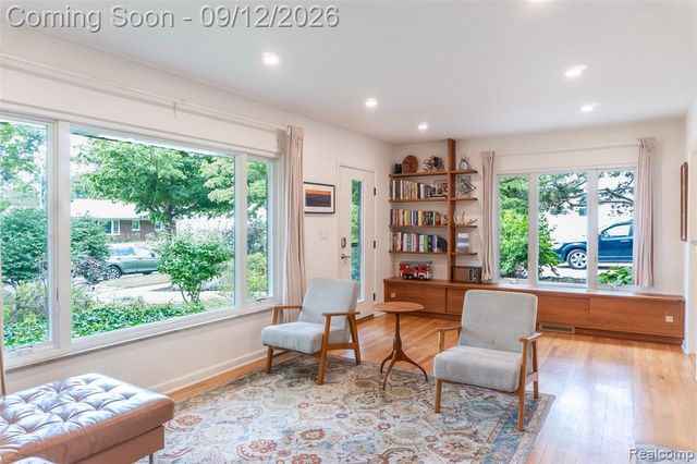 2036 Delafield Drive, Ann Arbor, MI 48105