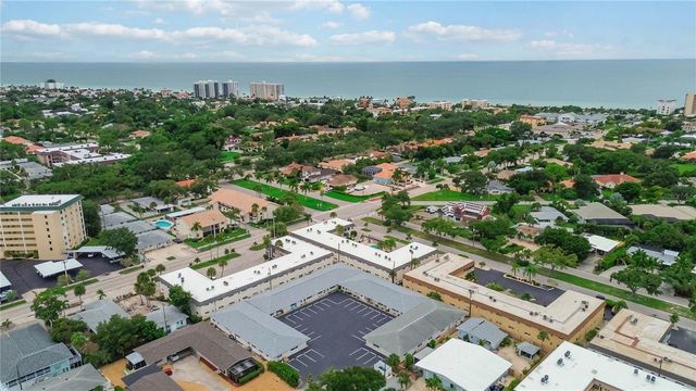 525 MANATEE COURT 10, Venice, FL 34285