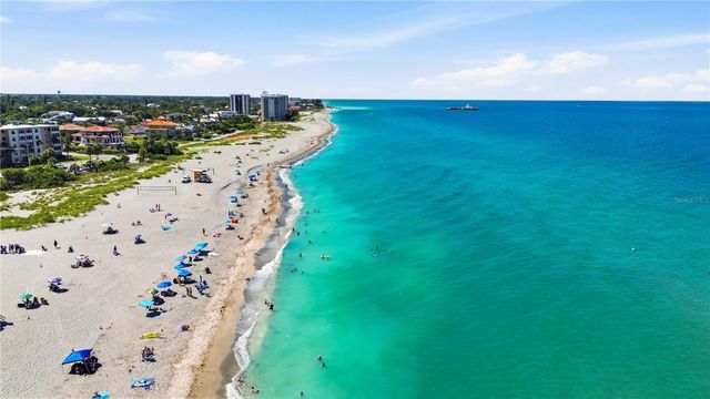 525 MANATEE COURT 10, Venice, FL 34285