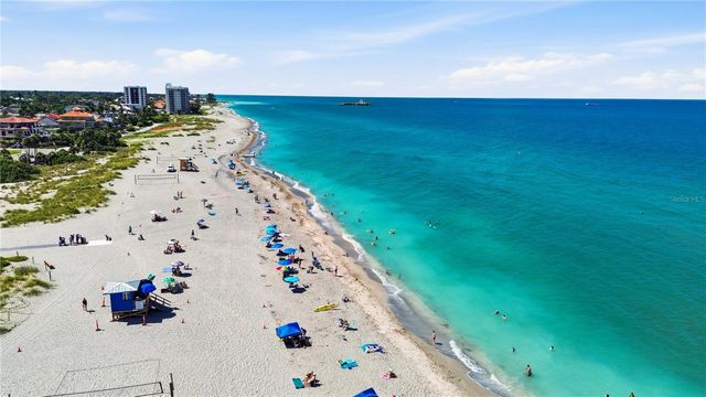 525 MANATEE COURT 10, Venice, FL 34285