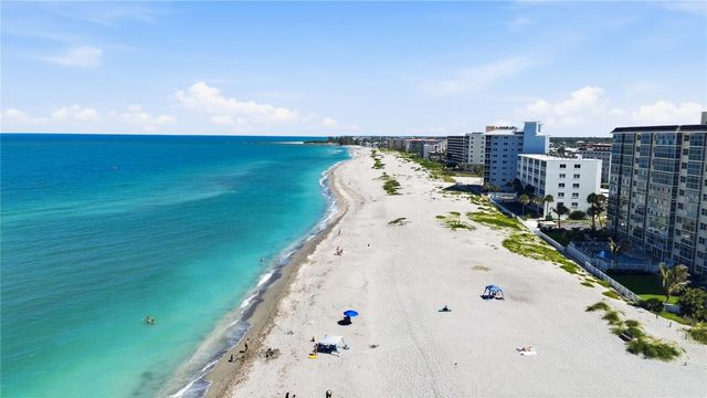 525 MANATEE COURT 10, Venice, FL 34285