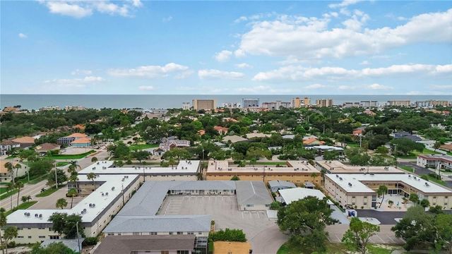 525 MANATEE COURT 10, Venice, FL 34285