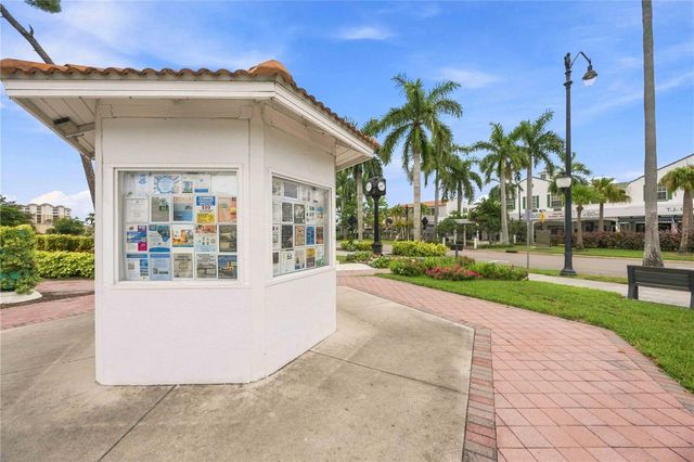 525 MANATEE COURT 10, Venice, FL 34285