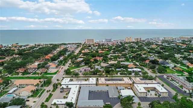 525 MANATEE COURT 10, Venice, FL 34285