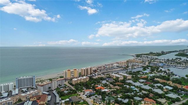 525 MANATEE COURT 10, Venice, FL 34285