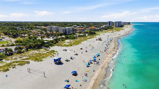 525 MANATEE COURT 10, Venice, FL 34285
