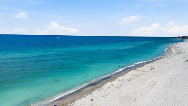 525 MANATEE COURT 10, Venice, FL 34285