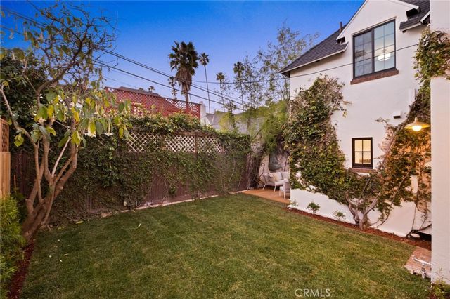 507 S Norton Avenue, Los Angeles, CA 90020