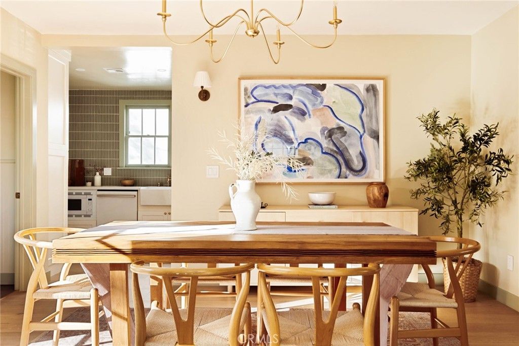 Image 17 of property listing at 507 S Norton Avenue, Los Angeles, CA 90020