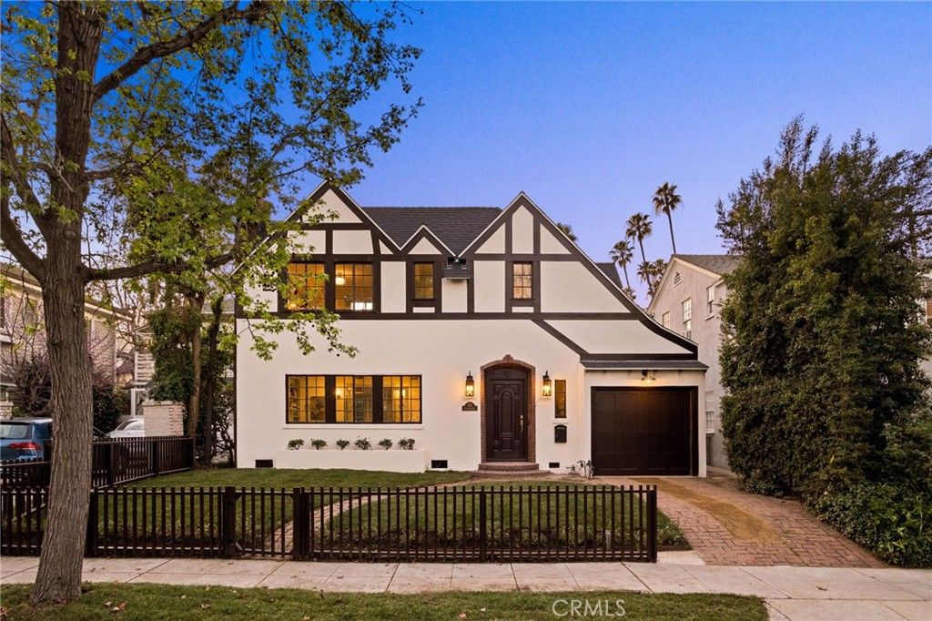 Image 54 of property listing at 507 S Norton Avenue, Los Angeles, CA 90020