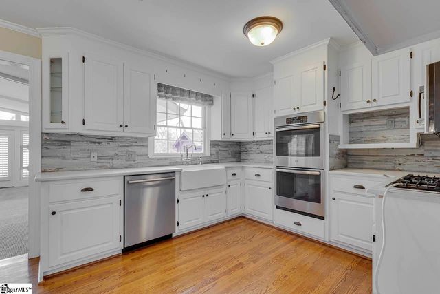 408 Bridgewater Drive, Greenville, SC 29615