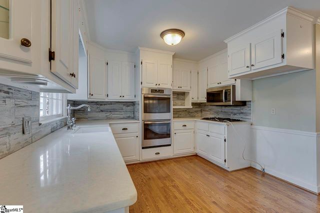 408 Bridgewater Drive, Greenville, SC 29615