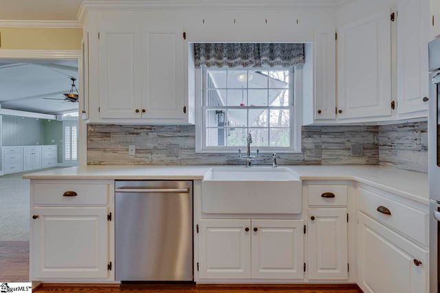 408 Bridgewater Drive, Greenville, SC 29615