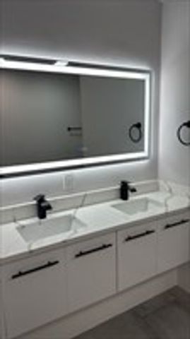 405 Granite St, Worcester, MA 01607