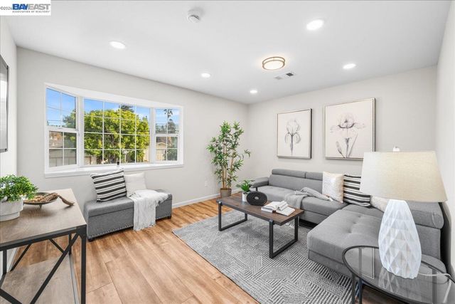 42077 Miranda St, Fremont, CA 94539