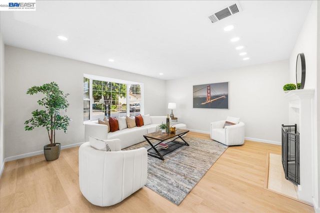 42077 Miranda St, Fremont, CA 94539