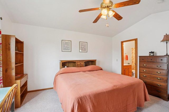 316 Burl Oak Drive, Deforest, WI 53532