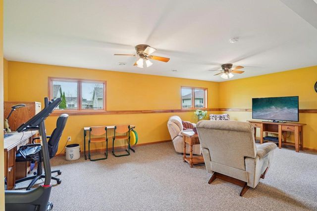 316 Burl Oak Drive, Deforest, WI 53532