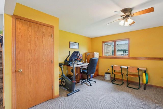 316 Burl Oak Drive, Deforest, WI 53532