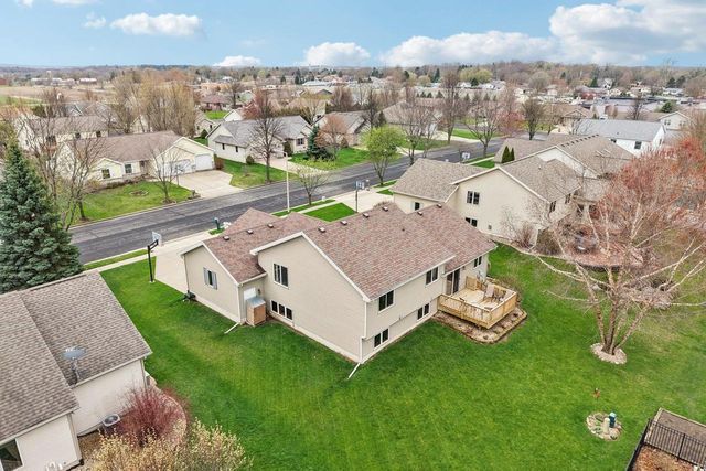 316 Burl Oak Drive, Deforest, WI 53532