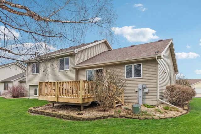 316 Burl Oak Drive, Deforest, WI 53532