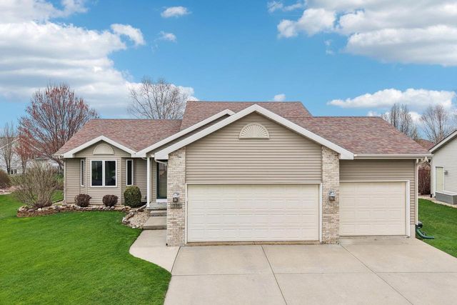 316 Burl Oak Drive, Deforest, WI 53532