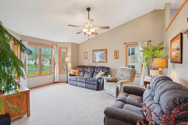 316 Burl Oak Drive, Deforest, WI 53532