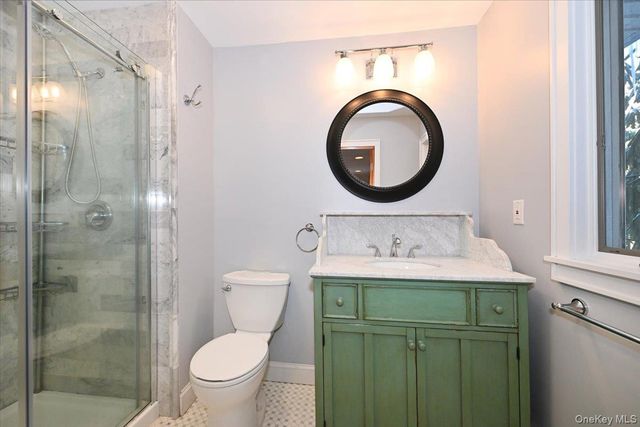 5 Mannetto Hill Road, Huntington, NY 11743