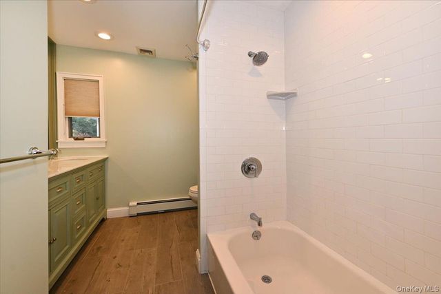 5 Mannetto Hill Road, Huntington, NY 11743