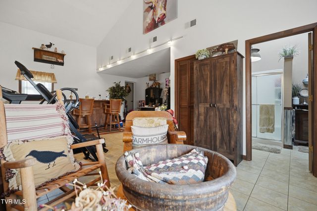 6320 Booth Court, Kingsport, TN 37663